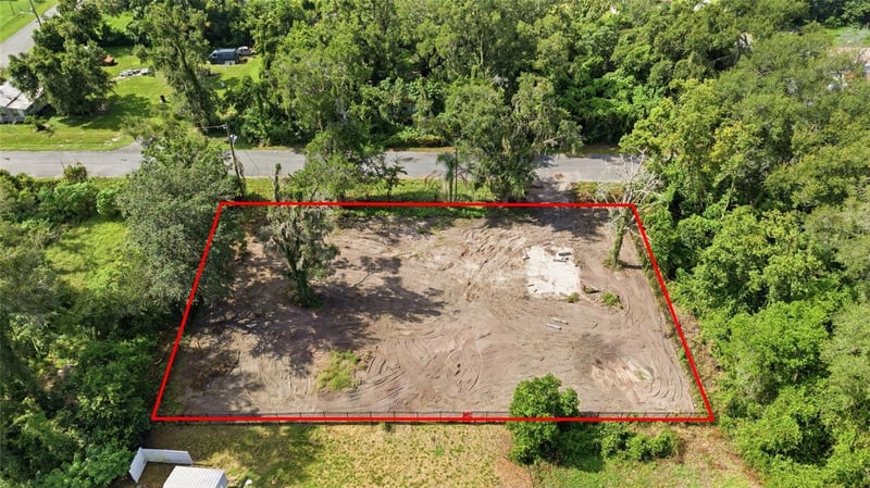 39211 Jarvis St, Dade City, FL 33523