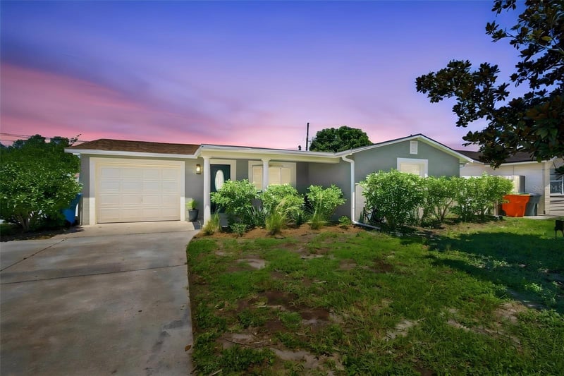8467 77th Ave, Seminole, FL 33777