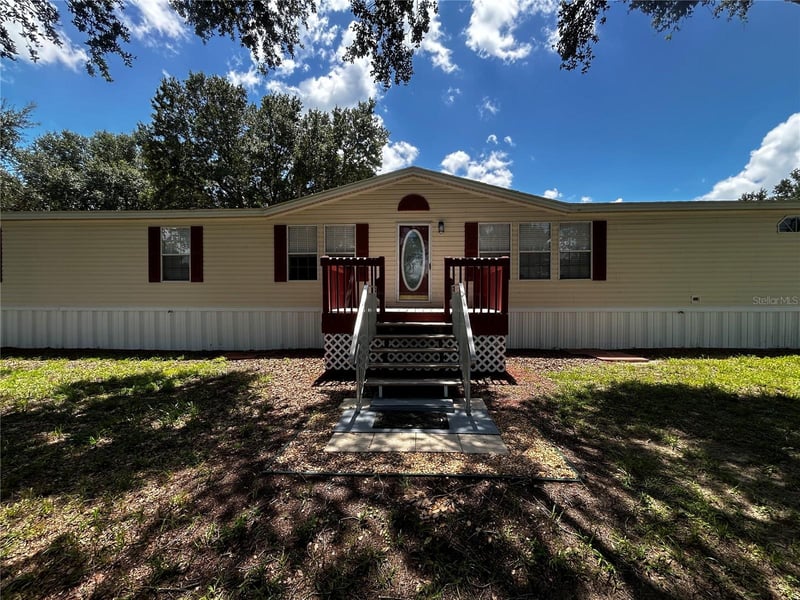 8535 23rd St, Zephyrhills, FL 33540
