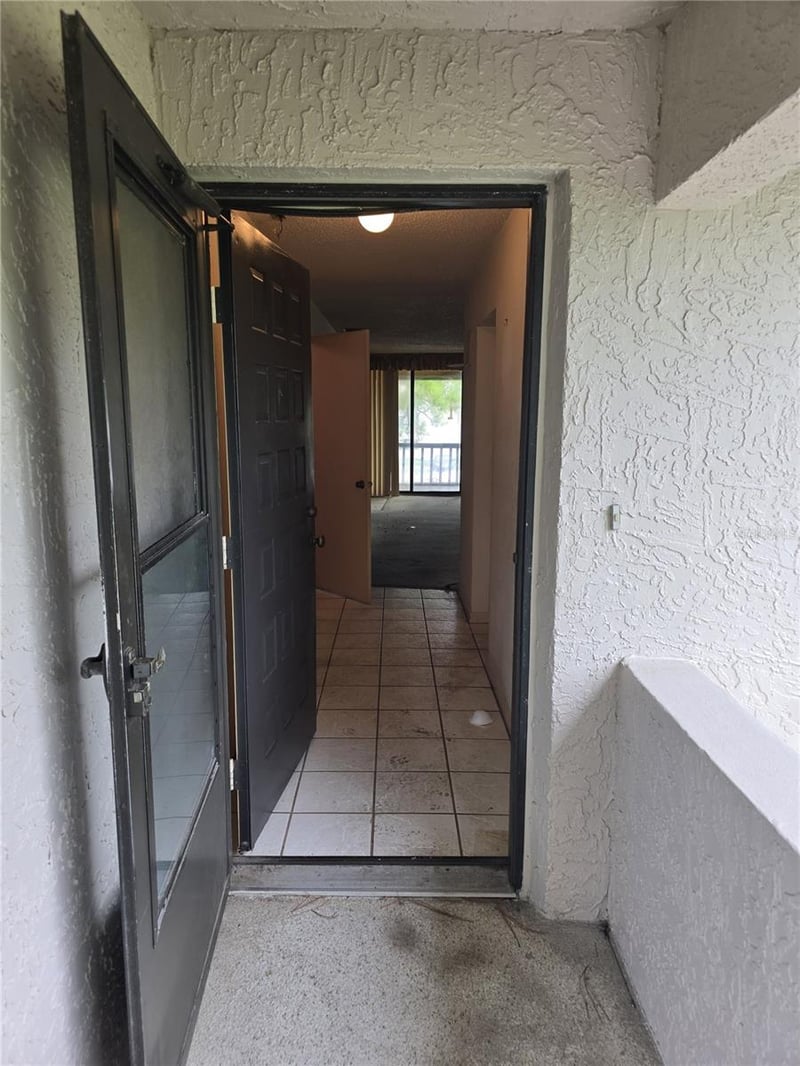 1802 Mariner Dr #32, Tarpon Springs, FL 34689