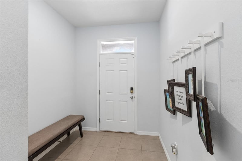 417 Newmont Cir, Ruskin, FL 33570