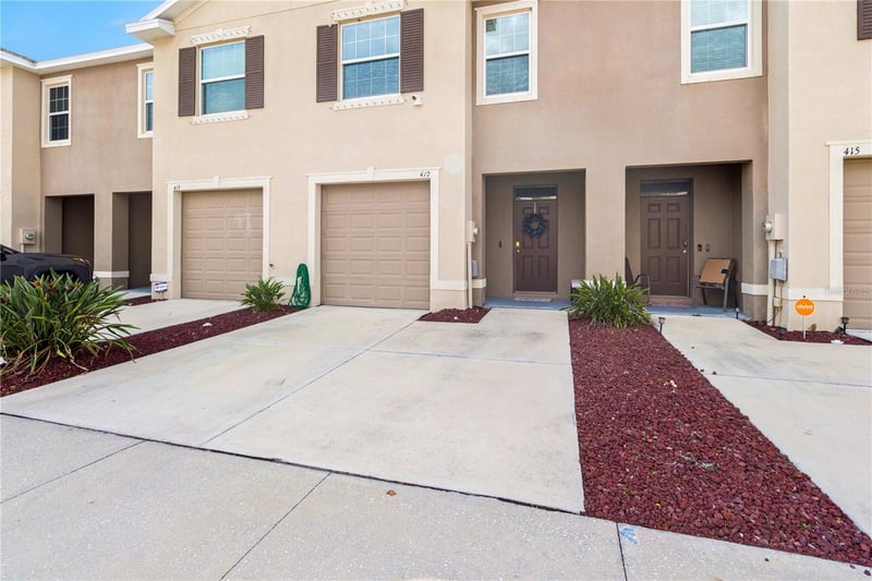 417 Newmont Cir, Ruskin, FL 33570