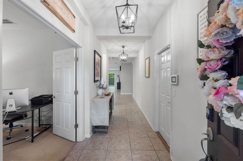 15913 Oakleaf Run Dr, Lithia, FL 33547