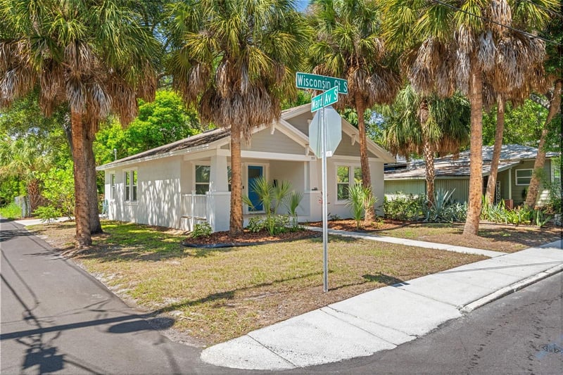 325 Wisconsin Ct S, St Petersburg, FL 33705
