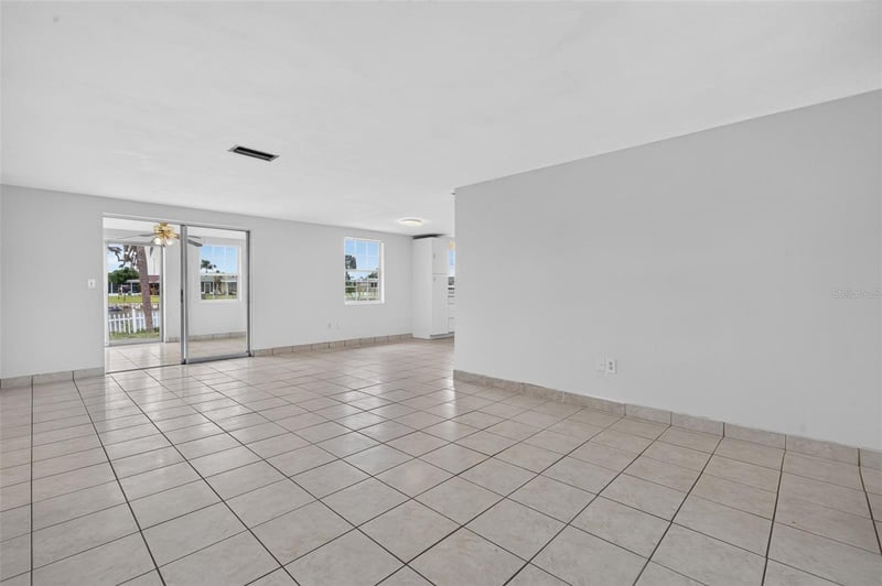 Holiday, FL 34691