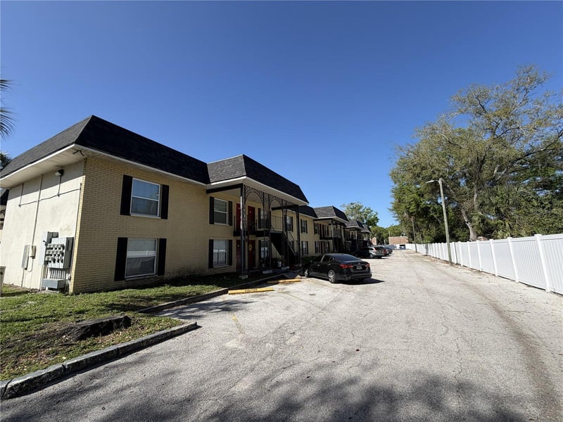 2800 E 113th Ave #213, Tampa, FL 33612