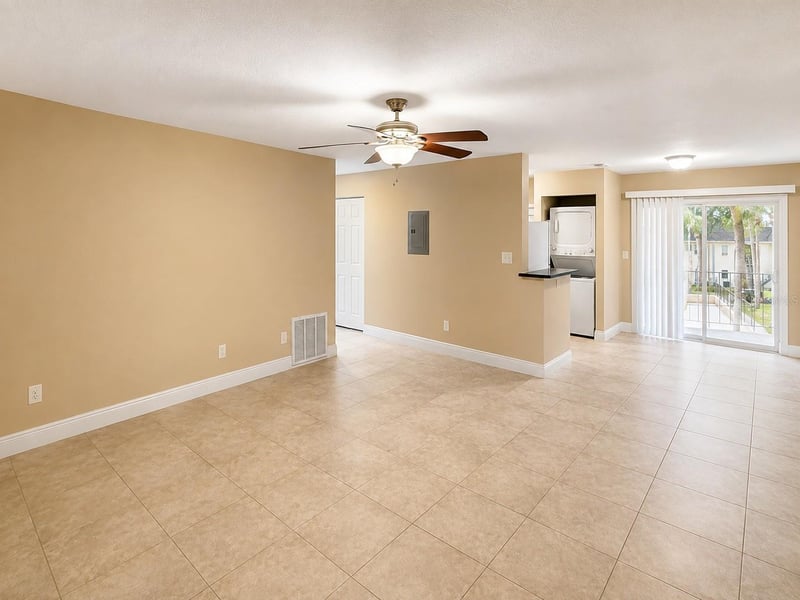 2800 E 113th Ave #213, Tampa, FL 33612