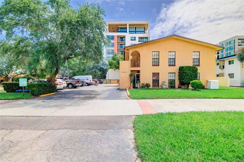 4200 37th St S, St Petersburg, FL 33711
