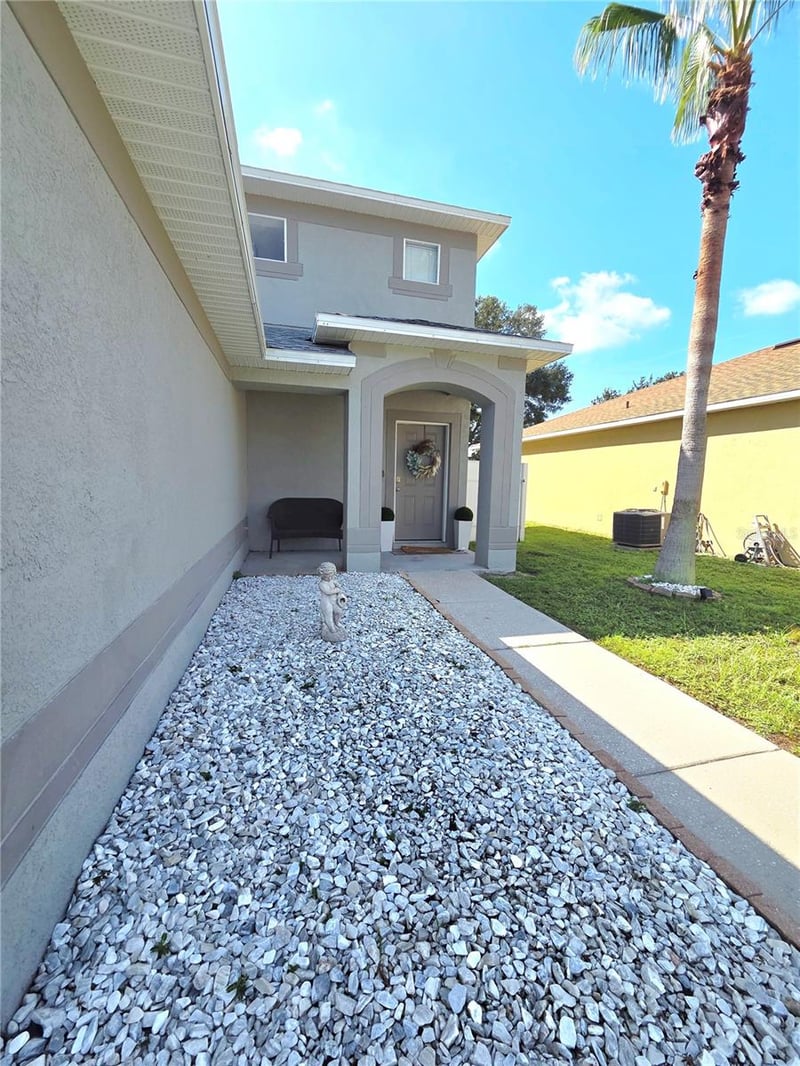 13214 Pike Lake Dr, Riverview, FL 33579