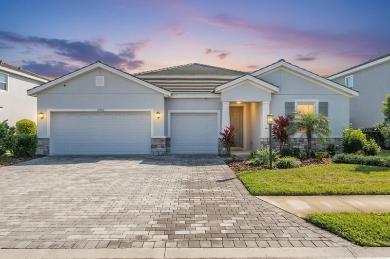 17718 Barley Dr, Bradenton, FL 34211