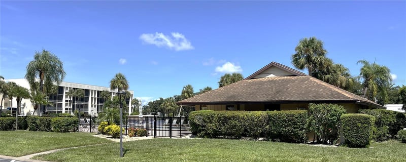 4119 61st Avenue Ter W #107, Bradenton, FL 34210