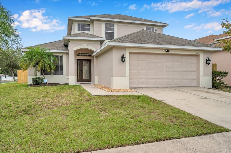 402 Halifax Bay Ct, Apollo Beach, FL 33572