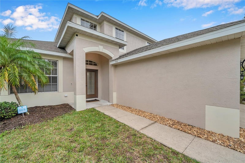 402 Halifax Bay Ct, Apollo Beach, FL 33572