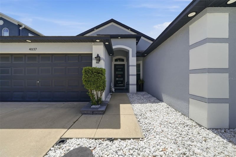4037 Warwick Hills Dr, Wesley Chapel, FL 33543