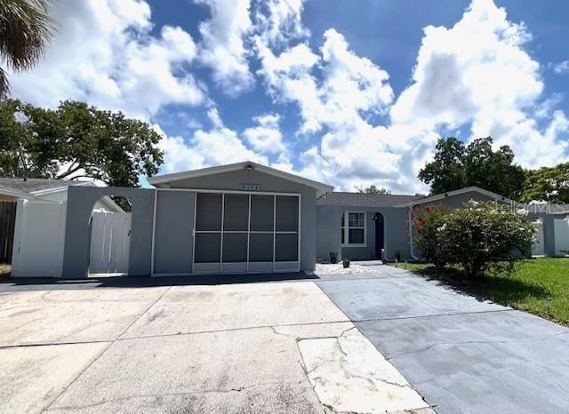 9104 Crabtree Ln, Port Richey, FL 34668