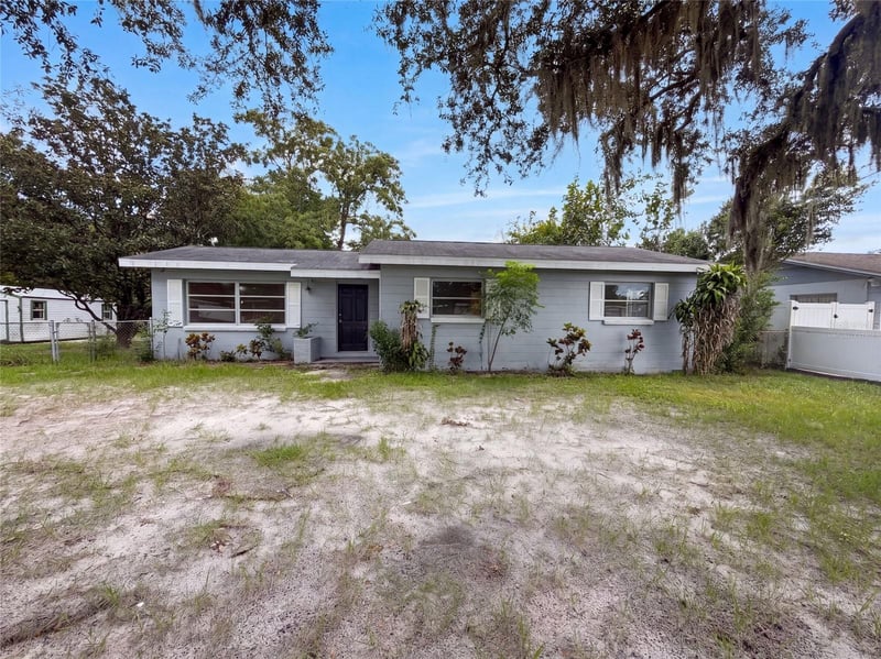7117 N 50th St, Tampa, FL 33617