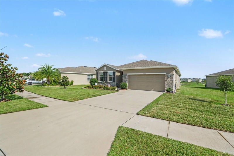 38387 Springhead Ln, Zephyrhills, FL 33540