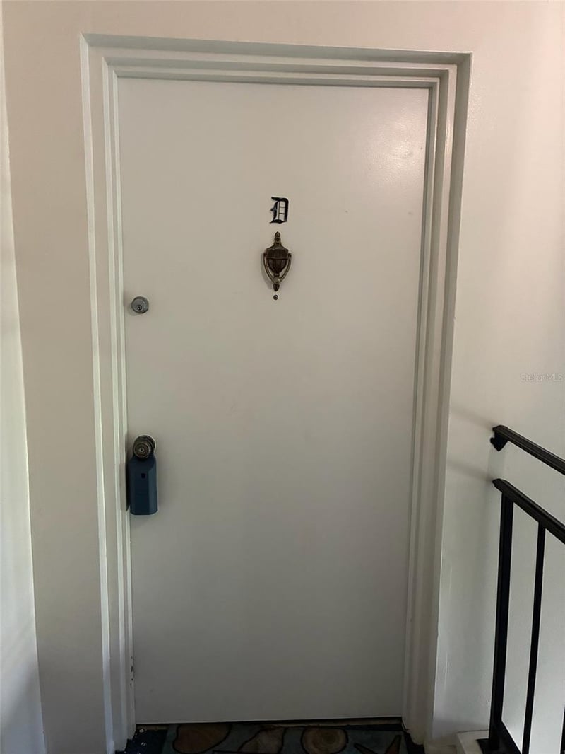 1124 85th Ter N #D, St Petersburg, FL 33702