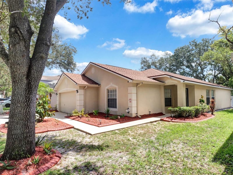 7515 Terrace River Dr, Temple Terrace, FL 33637
