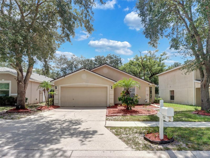 7515 Terrace River Dr, Temple Terrace, FL 33637