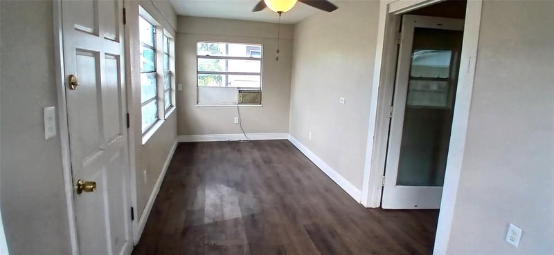 2055 28th Ave N, St Petersburg, FL 33713