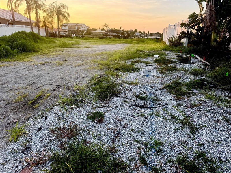 530 115th Ave, Treasure Island, FL 33706