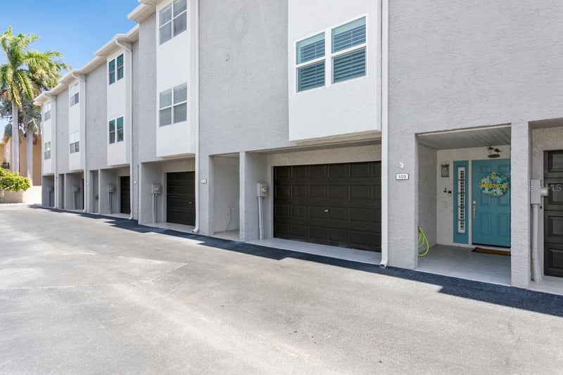 521 Pinellas Bayway S #105, Tierra Verde, FL 33715