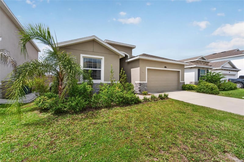 10675 Tally Fawn Loop, San Antonio, FL 33576