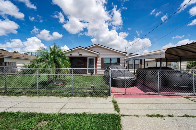 7526 Carolton Cir, Tampa, FL 33619