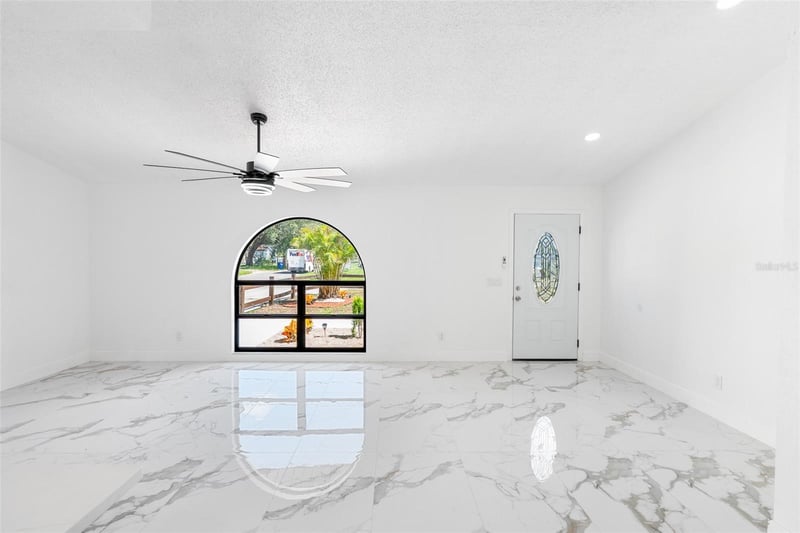 3823 E Norfolk St, Tampa, FL 33604