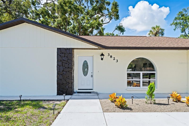 3823 E Norfolk St, Tampa, FL 33604