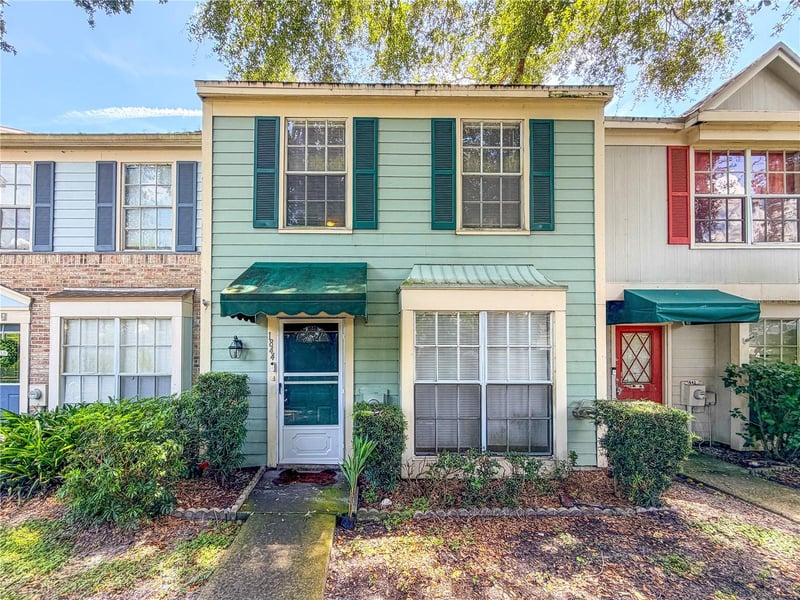 1844 Mill Run Cir, Tampa, FL 33613