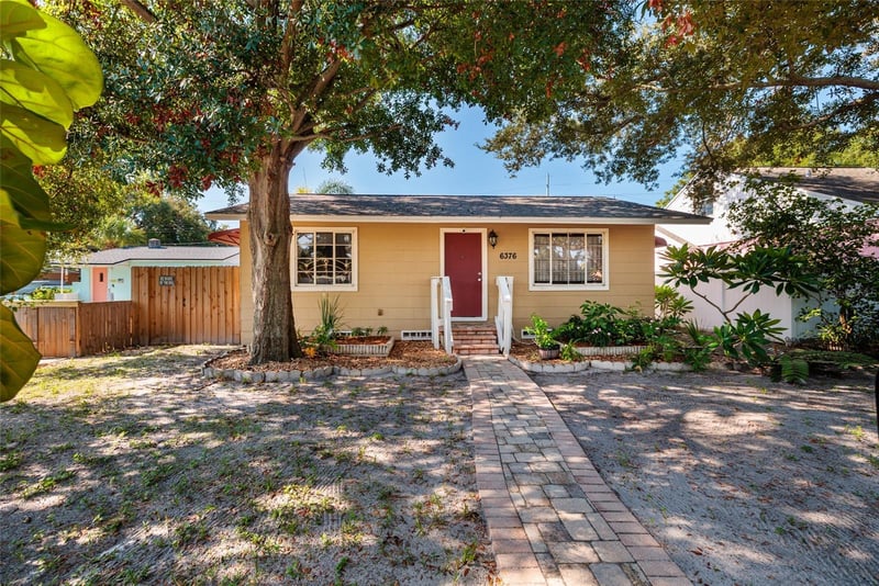 6376 4th Ave S, St Petersburg, FL 33707