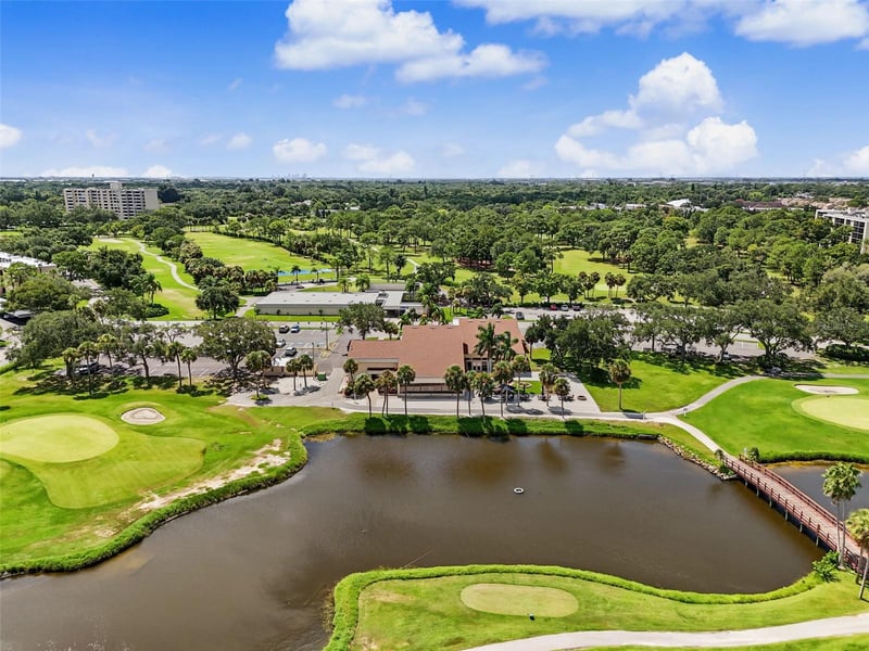 900 Cove Cay Dr #2B, Clearwater, FL 33760