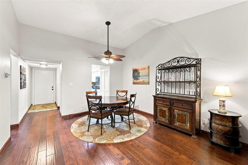 9683 86th Ave, Seminole, FL 33777