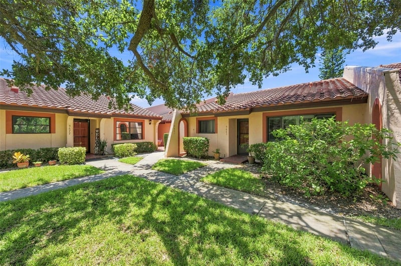 9683 86th Ave, Seminole, FL 33777