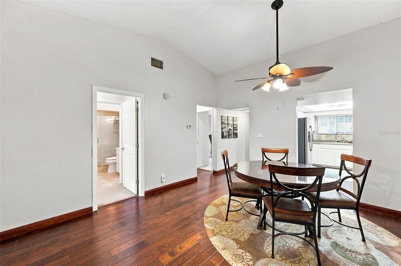 9683 86th Ave, Seminole, FL 33777