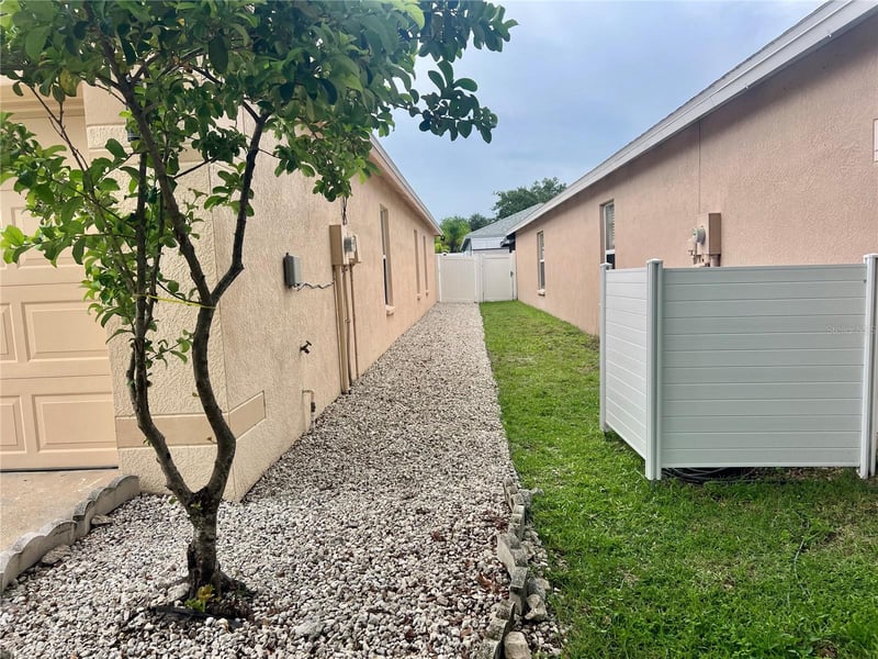 11109 Summer Star Dr, Riverview, FL 33579
