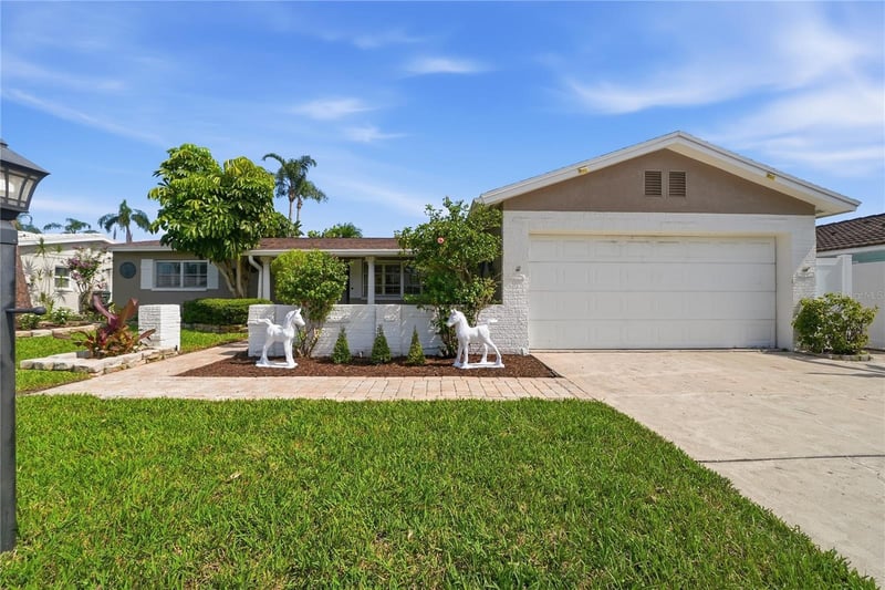 10919 129th Ave, Largo, FL 33778