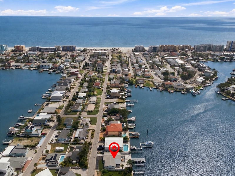 360 145th Ave E, Madeira Beach, FL 33708