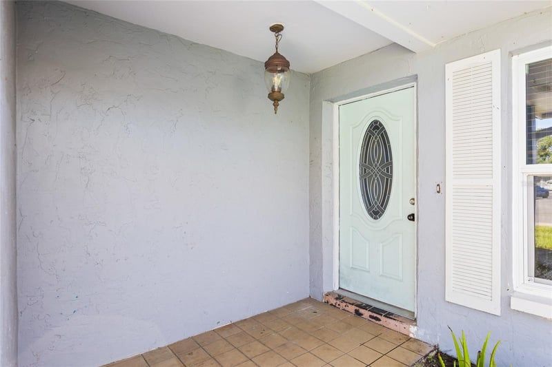 415 Maplewood Cir, Oldsmar, FL 34677
