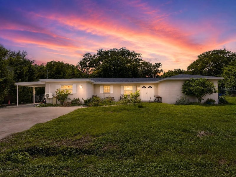202 9th St NE, Ruskin, FL 33570