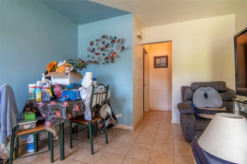 1000 8th Ave NW, Largo, FL 33770
