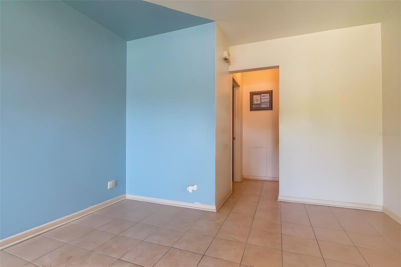 1000 8th Ave NW, Largo, FL 33770