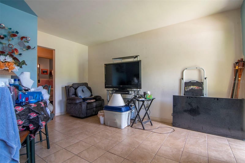 1000 8th Ave NW, Largo, FL 33770