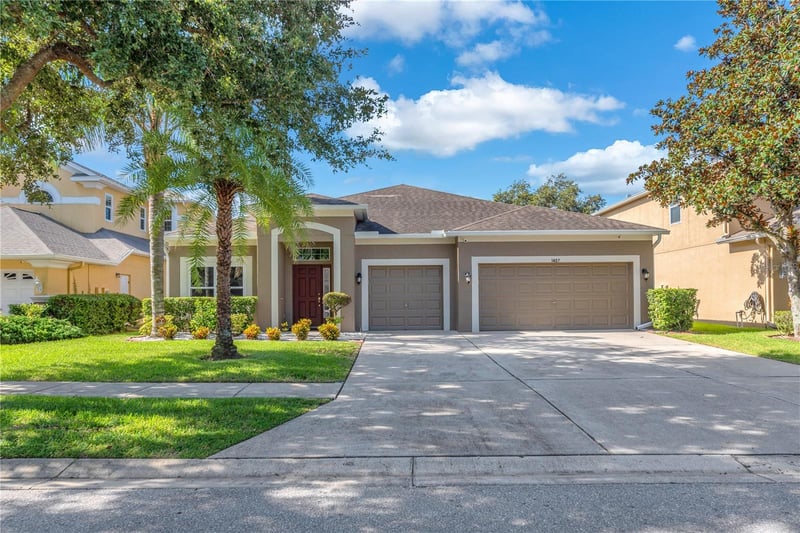 1407 Rushgrove Cir, Dover, FL 33527