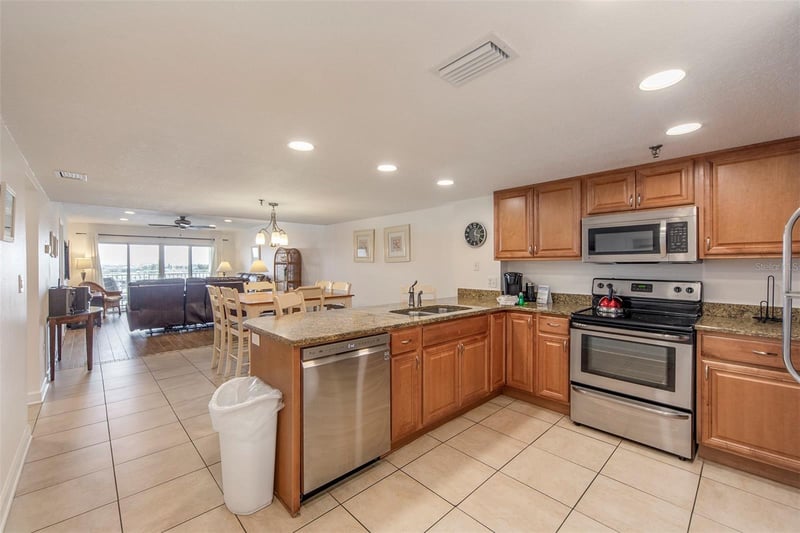 12901 Gulf Ln #503, Madeira Beach, FL 33708