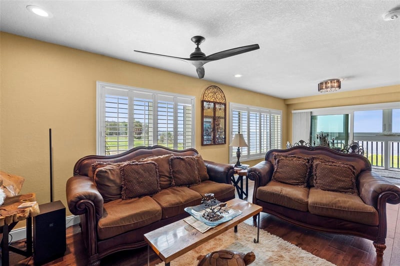800 Bahia Del Sol Dr #A, Ruskin, FL 33570