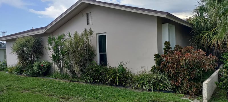 4476 Lake Blvd, Clearwater, FL 33762