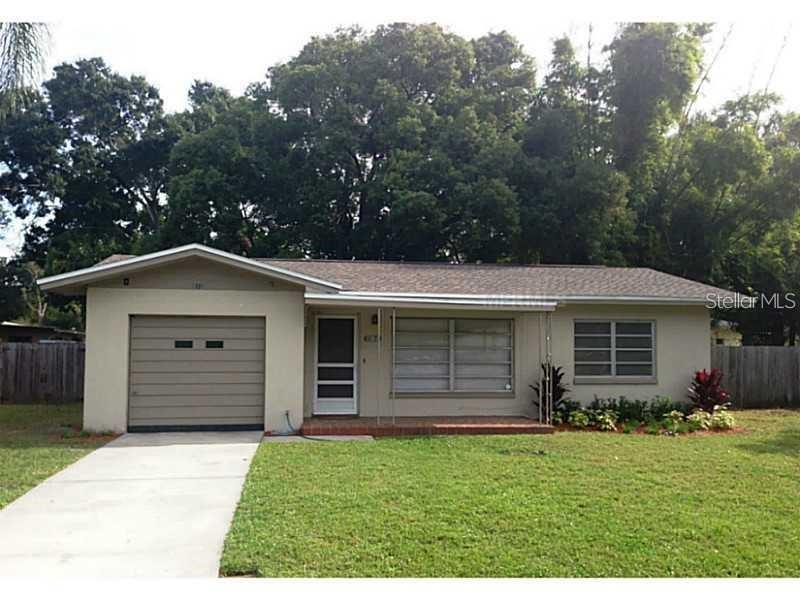 610 12th St NW, Largo, FL 33770